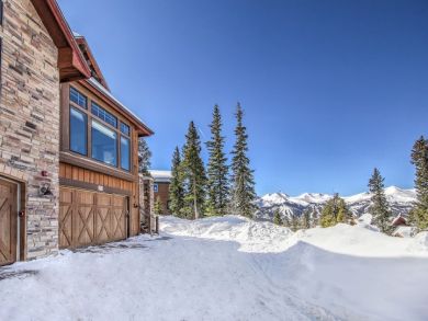 Four Bedroom Ski Home in Breckenridge